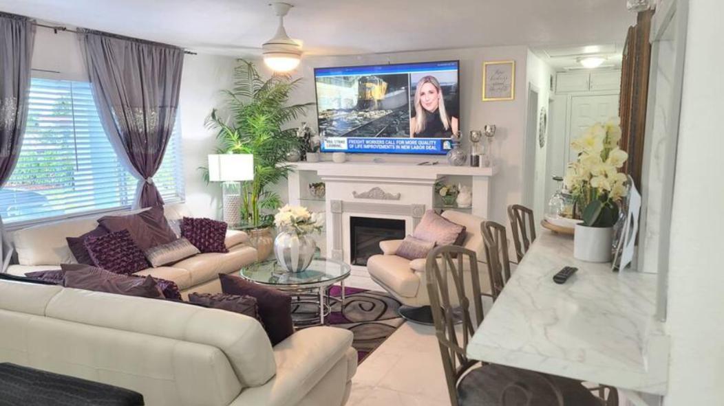 Palm Springs 3-Bedroom 2-Bath 5 Miles To The Beach Лейк-Уорт Экстерьер фото